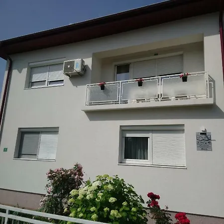Apartment Center
